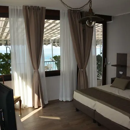 Pensjonat Asseu 4*