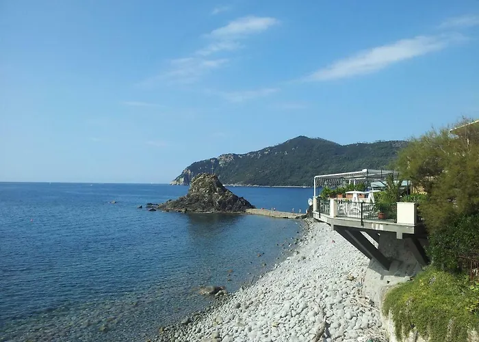 Asseu Gæstehus Sestri Levante