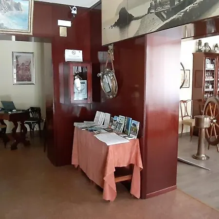 Asseu Konukevi Sestri Levante